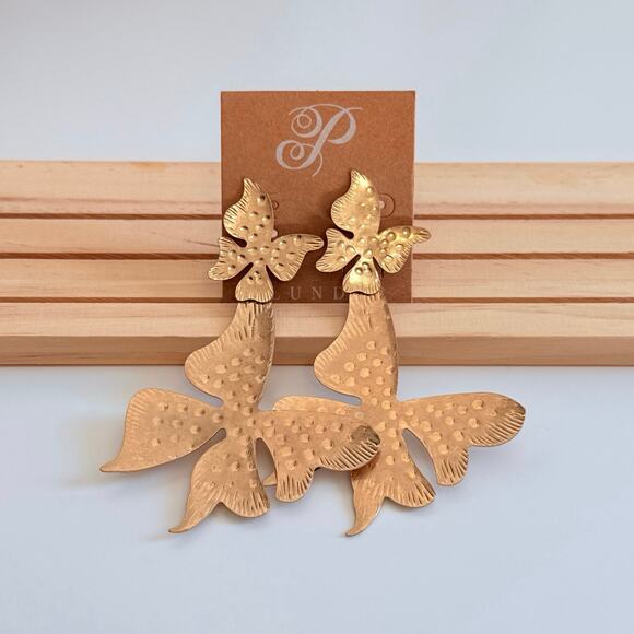 New Plunder "Reign" Antiqued Gold Butterfly Earrings (4") - Picture 6 of 7